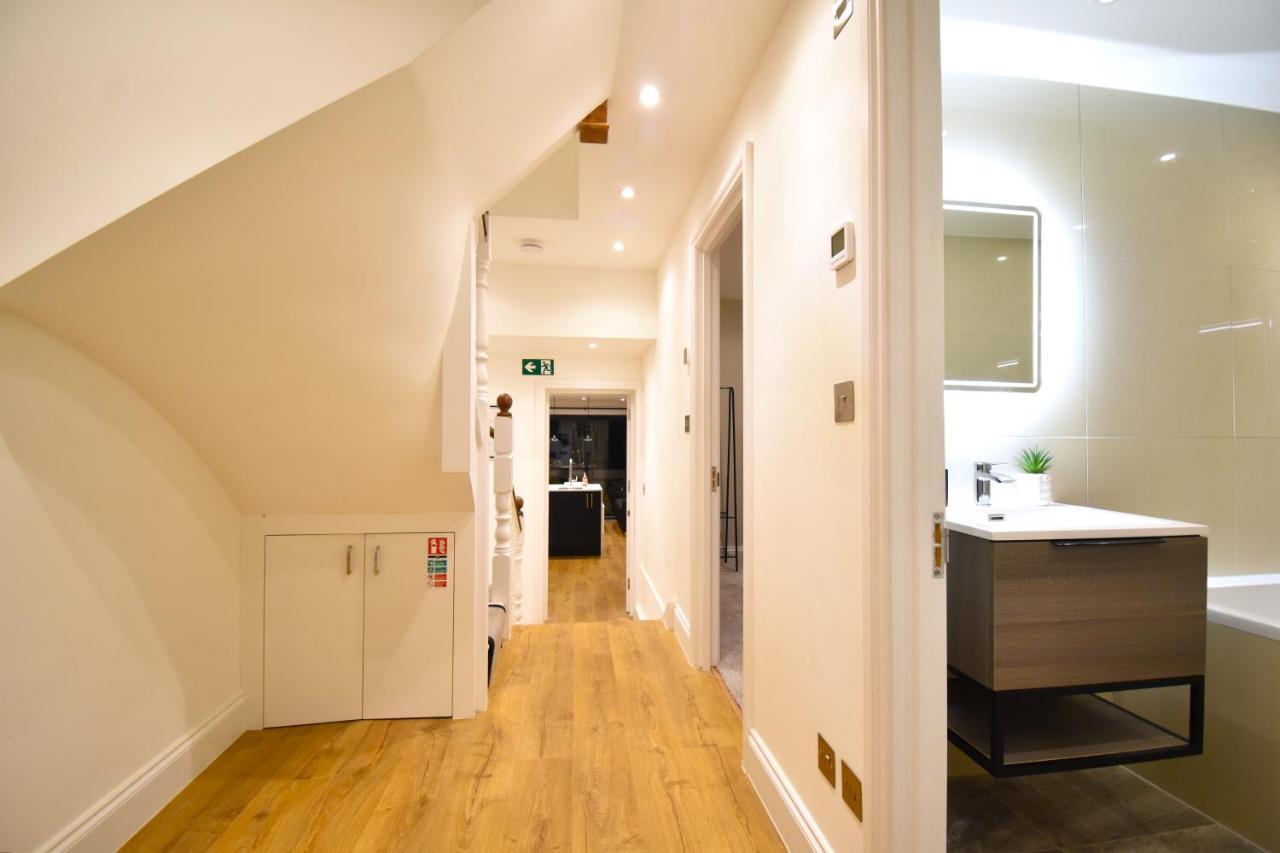 Stunning 3 Bed Apartment London Exterior photo